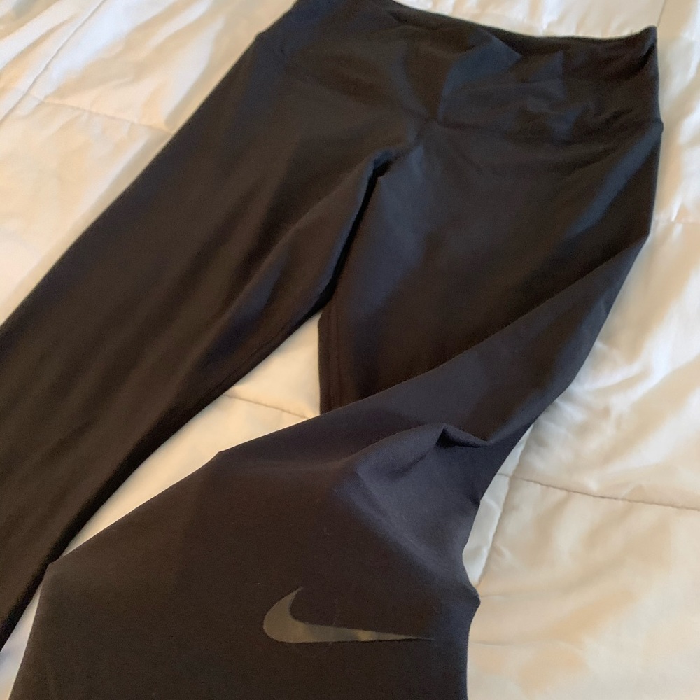 NIKE DRI-FIT leggings